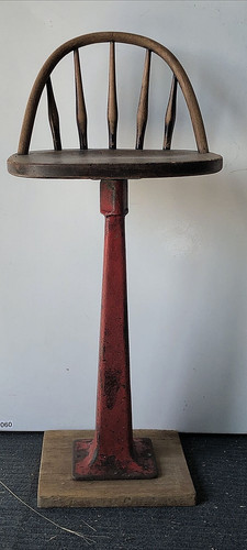 Antica fontana bibite - , sgabello
