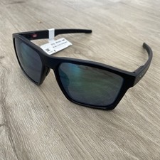 Nuovi occhiali da sole Oakley