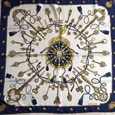 HERMÈS Rare Carré Foulard