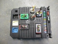 Scatola fusibili Peugeot 206 307 Citroen BSI 9659285580 P08-00