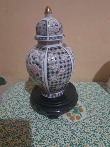 Elegante vaso giapponese con - elegante,