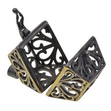 ciondolo con scatola magica