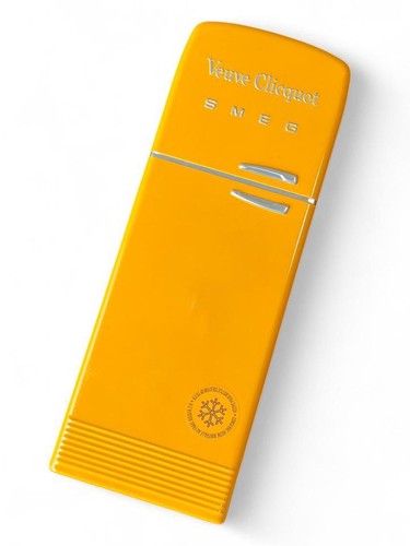 Veuve clicquot champagne - veuve,