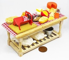 Casa delle bambole tavolo