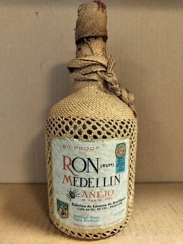 Raro antico ron medellin - antico,