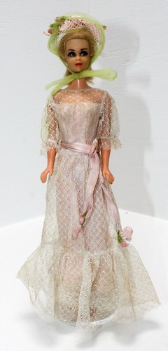 Barbie vintage bambola davvero