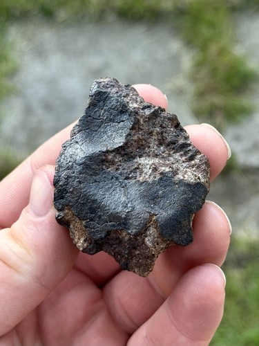 Meteorite fusion crust 99g - crust,