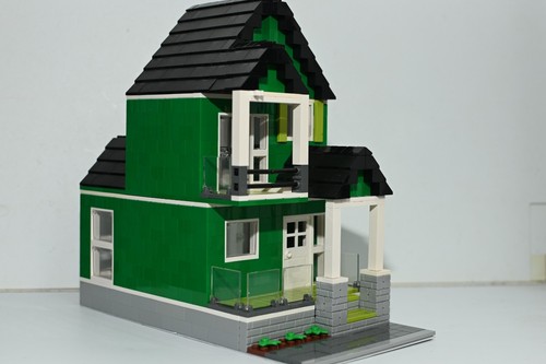 Brick house green modular - brick,
