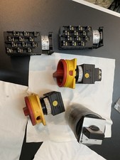 Lotto vari interruttori Moeller/Schneider interruttore di emergenza