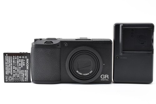 Fotocamera digitale compatta