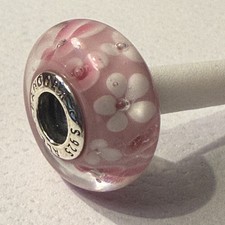 Autentico Charm Pandora Rosa e