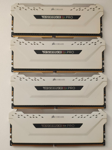 Cmw32gx4m4c3000c15w corsair - cmw32gx4m4c3000c15w,