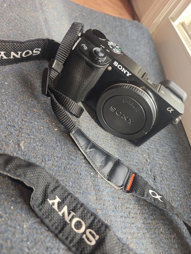 Sony a6000 3mp mirrorless - sony, 24.3mp