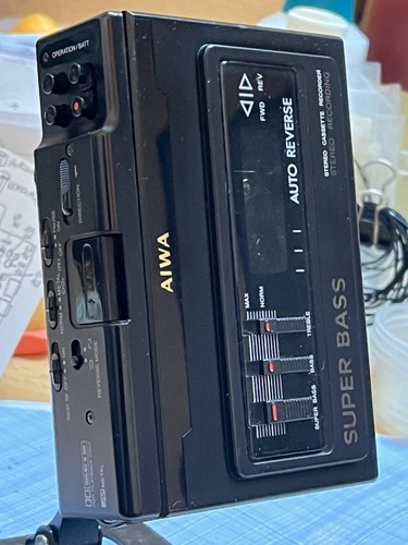 Aiwa portable player - portable,