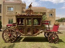 Carrozza trainata da cavalli