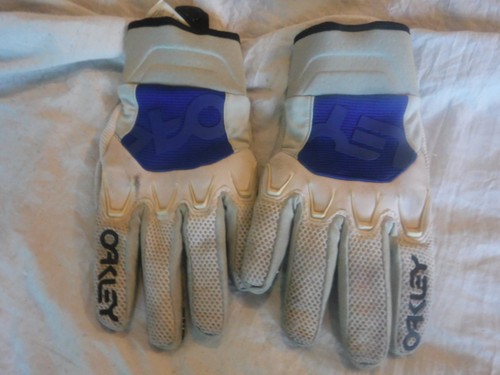 Guanti sportivi oakley bianchi - guanti,