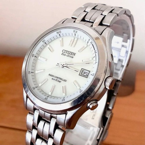 Orologio solare radiocomandato