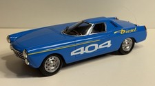 Spark 1:18 1965 Peugeot 404