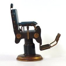 Sedia da barbiere vintage in