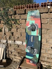 Tavola Da kitesurf Duotone 144-42 Con Attacchi Inclusi