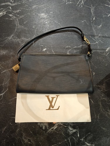 Pochette louis vuitton - vuitton, epis
