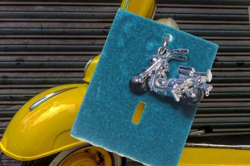Charm motociclomotore vespa - charm, 3d