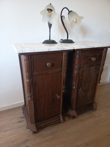 Comodini legno con ripiano - in,