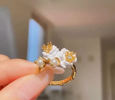 Anello Les Nereides bianco