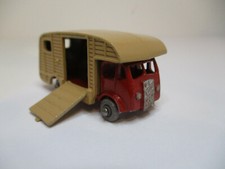 LESNEY MATCHBOX #35A V-2