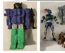 LOTTO 3 ROBOT GIOCATTOLO VINTAGE,DAIRUGGER VOLTRON BUSTO METALLO ORO,FIGURE REBOOT MEGABYTE