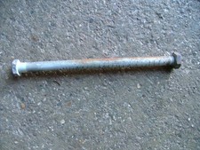 VESPA 150 GL 125  SPRINT SUPER GT GTR TS PERNO ASTA VITE SUPPORTO MOTORE DADO