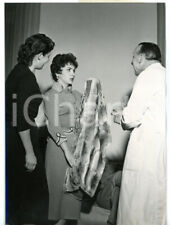 1956 TORINO Via Roma - Gina LOLLOBRIGIDA nella pellicceria RIVELLA *Foto 13x18 