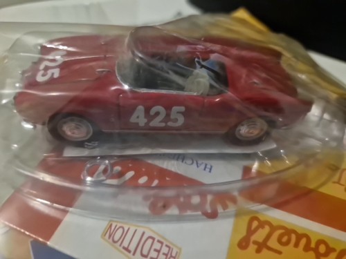 Voiture miniature alfa romeo - voiture,