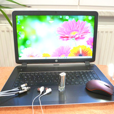 HP 17 F2 Pavilion 17 pollici