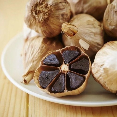 Aglio nero allium - aglio,
