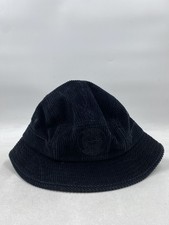 Cappello schiacciatore Supreme Stone Island in velluto a coste nero