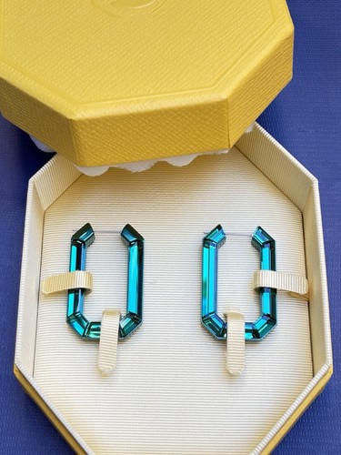 Orecchini cerchio swarovski - a,