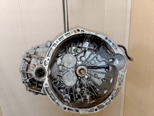 CAMBIO 8200548200 MECCANICO 6 MARCE  PER  OPEL VIVARO  DCI  2.0 ANNO 2006 A 2011