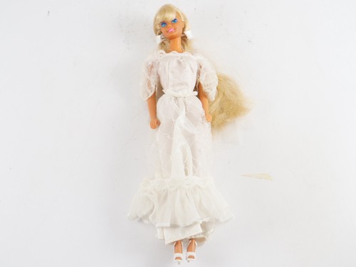 Barbie mattel avec frange - mattel, cou