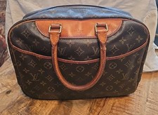 Louis Vuitton Monogram