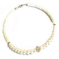 Collana perle bianche da donna in acciaio inox con zirconi lunga 50 cm di con