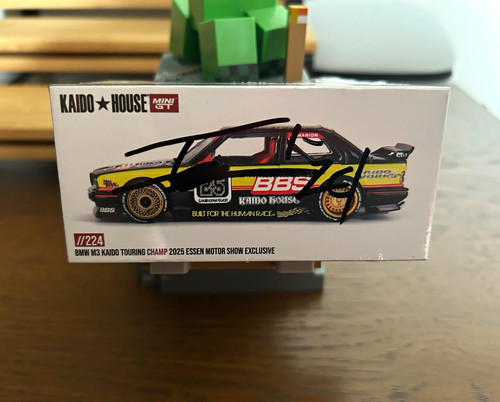 Kaido house bmw - 1:64,