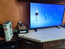 XBOX 360  COLORE BIANCO COMPLETA   ALIMENTATORE CAVI e Pad