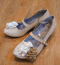 Scarpe Mary Jane Irregular