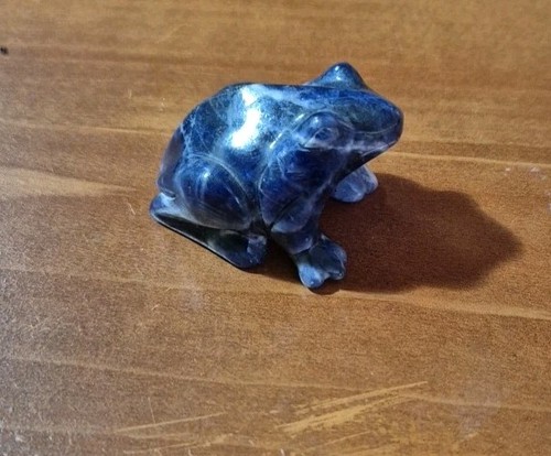 Objet vitrine grenouille - de,