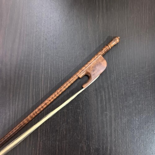 Nuovo arco per violoncello
