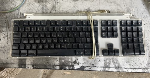 Apple pro keyboard - apple,