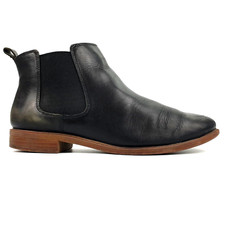 Stivaletti Clarks neri in