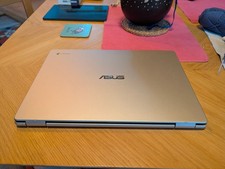 Asus 15.6" Touchscreen