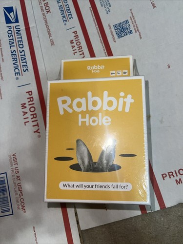 Gioco rabbit hole con - hole, mazzo